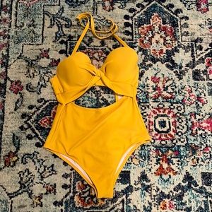 Shade and Shore Yellow One-Piece 38D